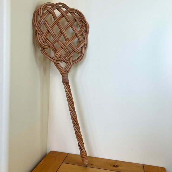 Wicker Cane Rug Beater Woven Rattan Vintage Boho Farmhouse Decor 28" Long - Picture 1 of 6